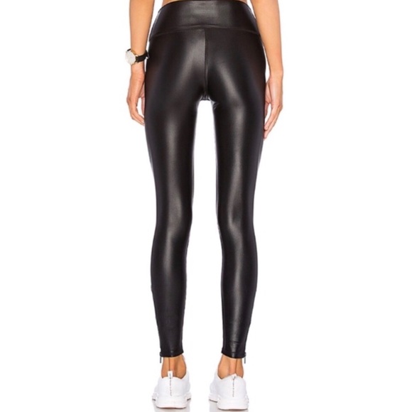 Alexis REN Active Zipper Black Workout Legging - Picture 2 of 15